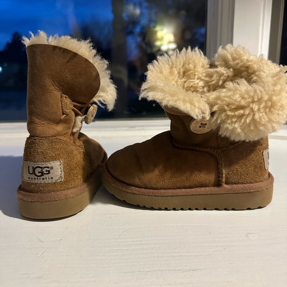 UGG Tan Sheepskin Baby Booties